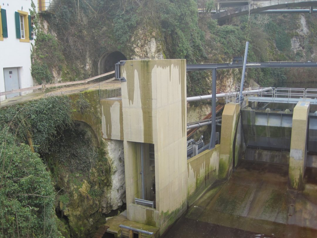 The Moulinets dam – Fish lift, downhill – Switzerland